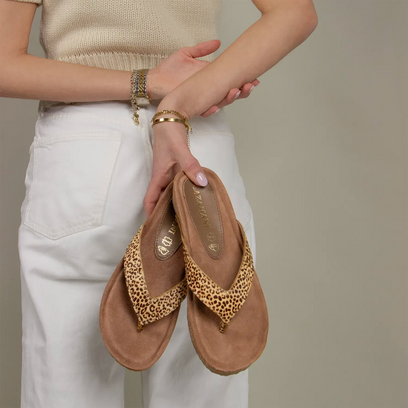 Laura Damen Pantoletten Leopard